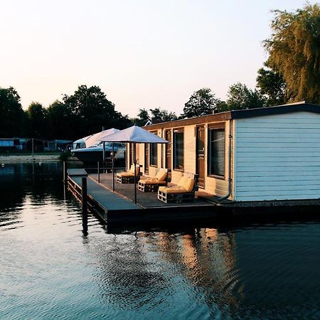 Floatel - De Schans Alphen Benedeneind Exterior photo
